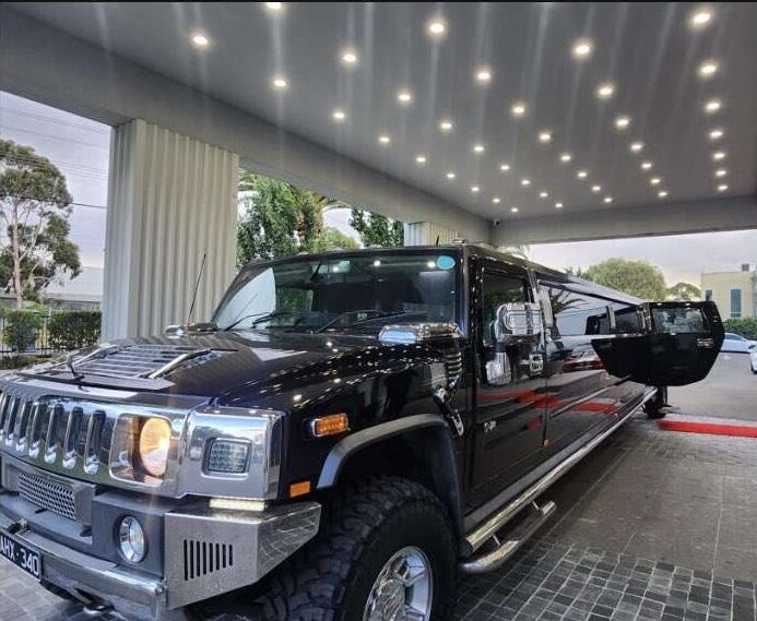 hummer limo black